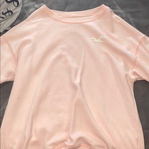 hollister pink crew neck sweatshirt